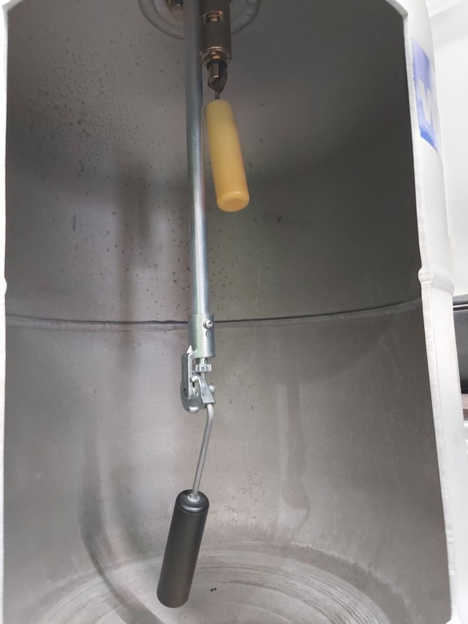 2 x 11 kg Alugas Gastankflasche TravelMate mechanische Füllstandsmessung Set CE inkl. Tankadapterset Europa mit Sinter-Filtern